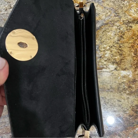 Michael Kors Black Shoulder Bag - Picture 5 of 7